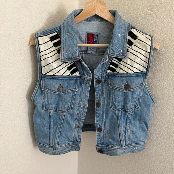 Vintage Jackets & Blazers - Vintage upcycled hand painted piano Bourbon St denim vest size S